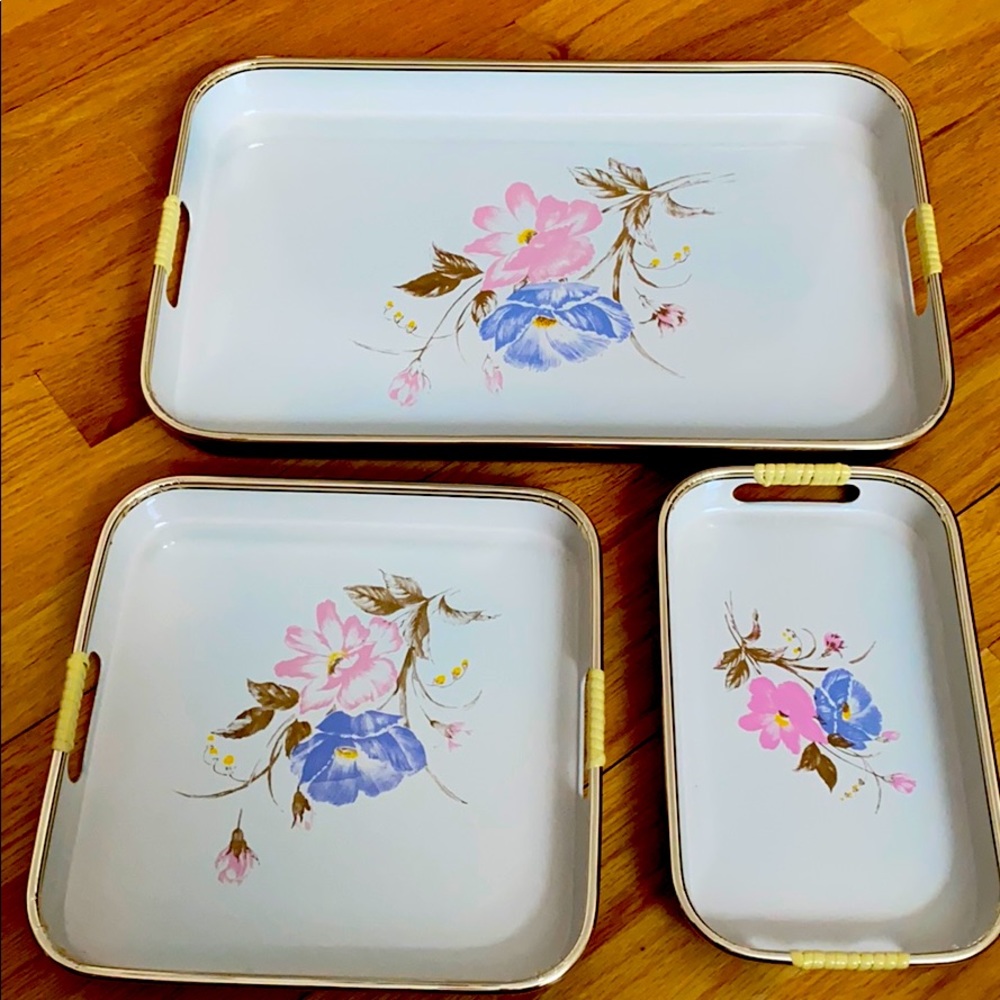 Vintage  Davar 3 Piece Serving Tray Set